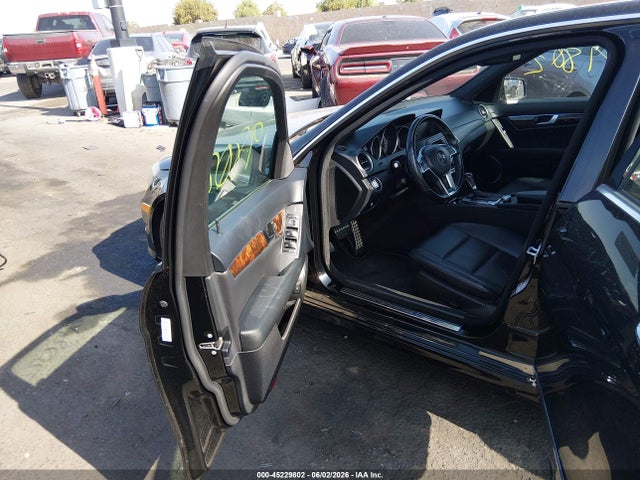 WDDGF4HB7EA949305 Mercedes-Benz C 250 Sport