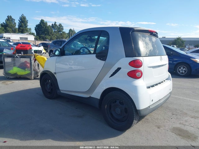 Aukcja sprzedaży 2010 Smart Fortwo Passion/pure, vin: WMEEJ3BA8AK418484, numer aukcji: 45229812
