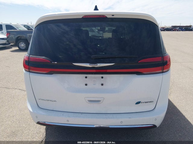 Chrysler Pacifica Hybrid Touring L 2023 2C4RC1L75PR572761 Image 16