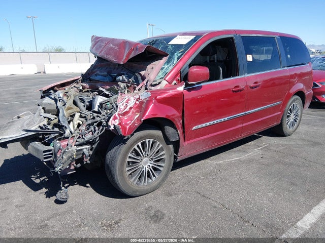 2014 Chrysler Town & Country S მანქანა იყიდება აუქციონზე, vin: 2C4RC1HG3ER304278, აუქციონის ნომერი: 45229855
