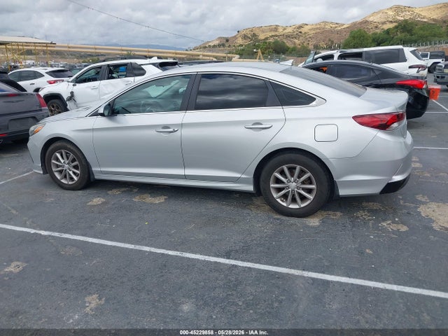 Hyundai SONATA SE 2018 5NPE24AF0JH685289 Image 14