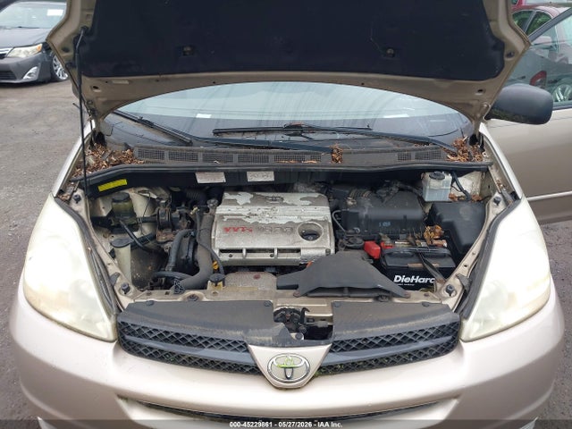 2004 Toyota Sienna Le მანქანა იყიდება აუქციონზე, vin: 5TDZA23C14S157898, აუქციონის ნომერი: 45229861
