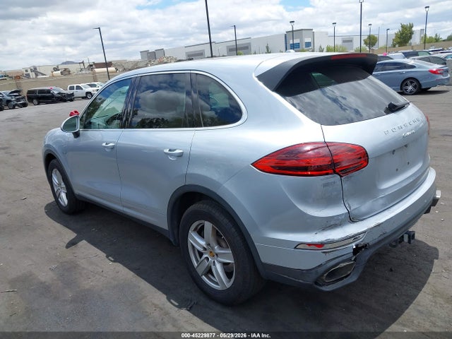 2016 Porsche Cayenne Diesel მანქანა იყიდება აუქციონზე, vin: WP1AF2A20GLA40309, აუქციონის ნომერი: 45229877