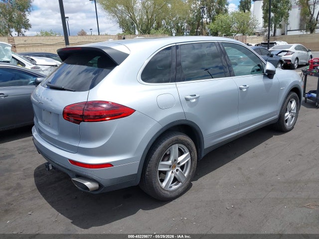 2016 Porsche Cayenne Diesel მანქანა იყიდება აუქციონზე, vin: WP1AF2A20GLA40309, აუქციონის ნომერი: 45229877