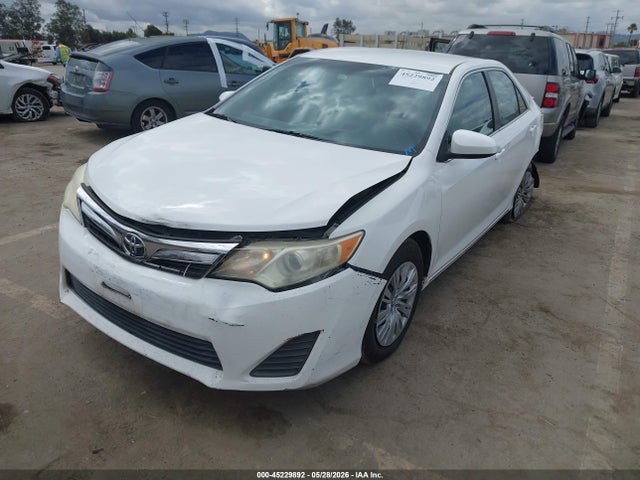 Aukcja sprzedaży 2014 Toyota Camry Le, vin: 4T4BF1FK9ER441696, numer aukcji: 45229892