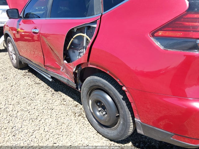 Nissan ROGUE SV 2017 JN8AT2MTXHW408059 Image 18