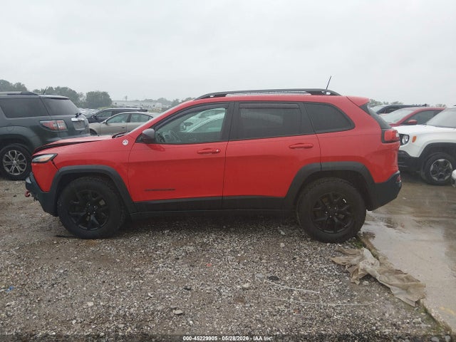 1C4PJMBS5HW633880 Jeep Cherokee Trailhawk 4x4