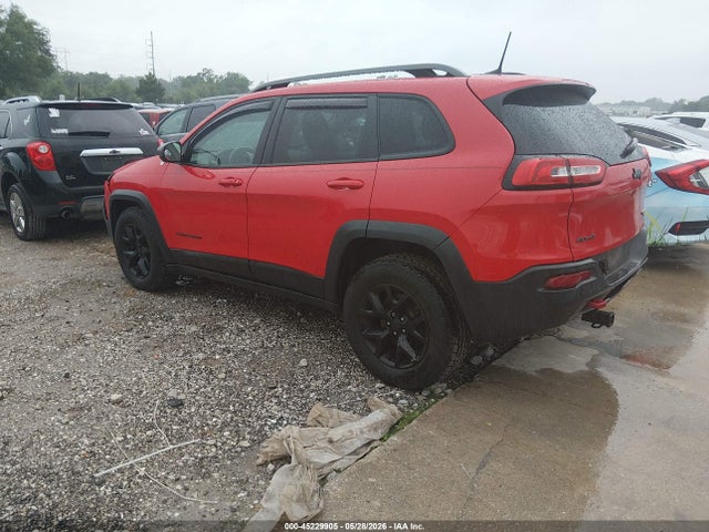 1C4PJMBS5HW633880 Jeep Cherokee Trailhawk 4x4