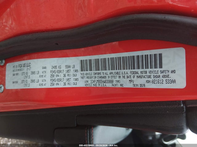 1C4PJMBS5HW633880 Jeep Cherokee Trailhawk 4x4