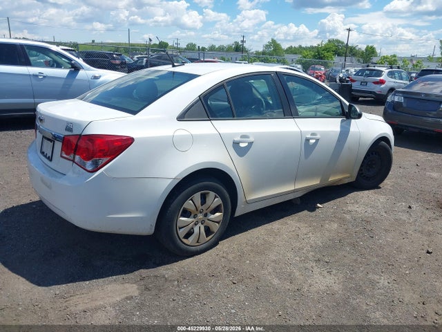45229930 :رقم المزاد ، 1G1PA5SG5D7182660 vin ، 2013 Chevrolet Cruze Ls Auto مزاد بيع