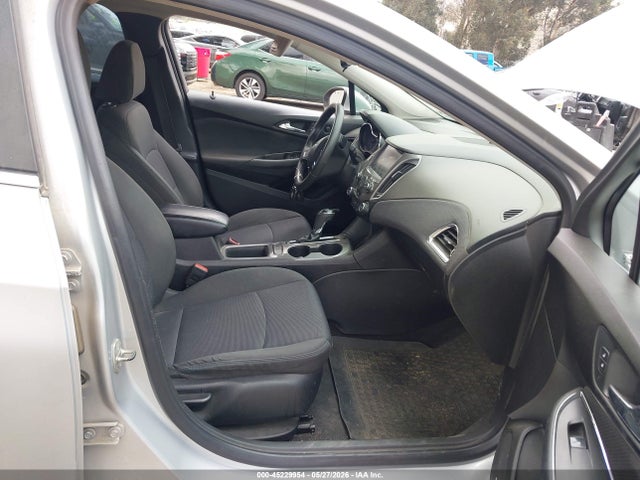 1G1BE5SMXJ7188535 Chevrolet Cruze Lt Auto