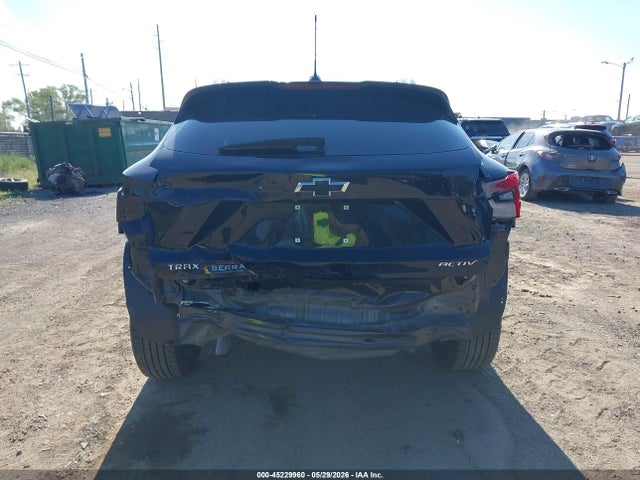 45229960 :رقم المزاد ، KL77LKEP3SC020555 vin ، 2025 Chevrolet Trax Fwd Activ مزاد بيع