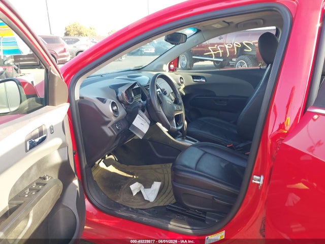 Chevrolet Sonic Ltz Auto 2016 1G1JE5SB4G4137116 Image 5