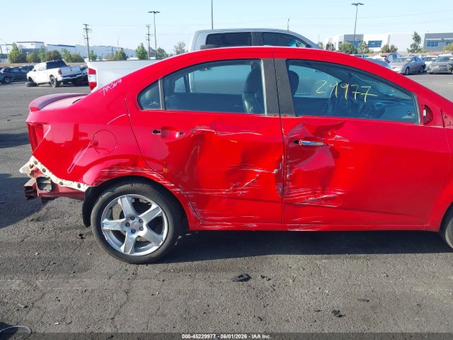 Chevrolet Sonic Ltz Auto 2016 1G1JE5SB4G4137116 Image 6