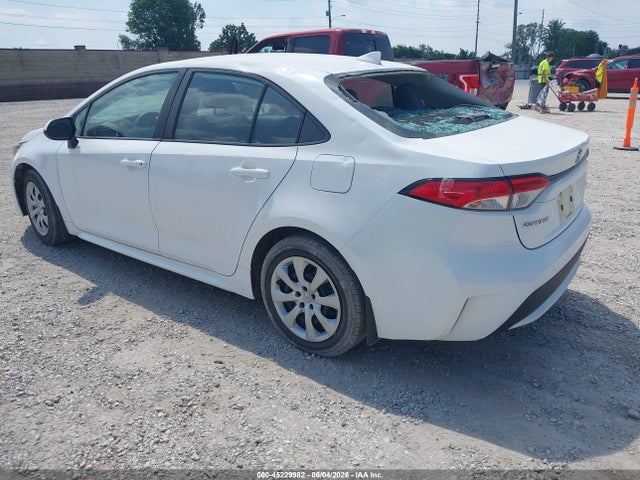 Продаж на аукціоні авто 2022 Toyota Corolla Le, vin: 5YFEPMAE6NP318401, номер лоту: 45229982