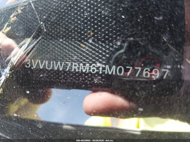 3VVUW7RM6TM077697 Volkswagen Tiguan Sel R-line Turbo