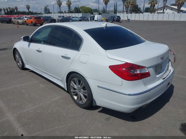 Продаж на аукціоні авто 2013 Hyundai Genesis 3.8, vin: KMHGC4DD2DU219322, номер лоту: 45229993