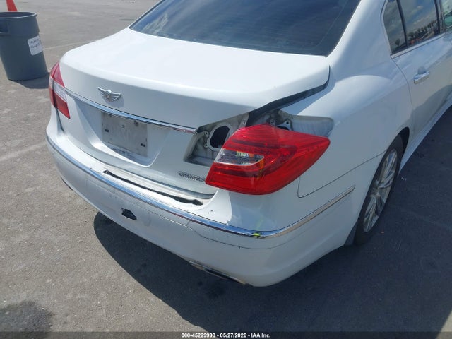 Продаж на аукціоні авто 2013 Hyundai Genesis 3.8, vin: KMHGC4DD2DU219322, номер лоту: 45229993