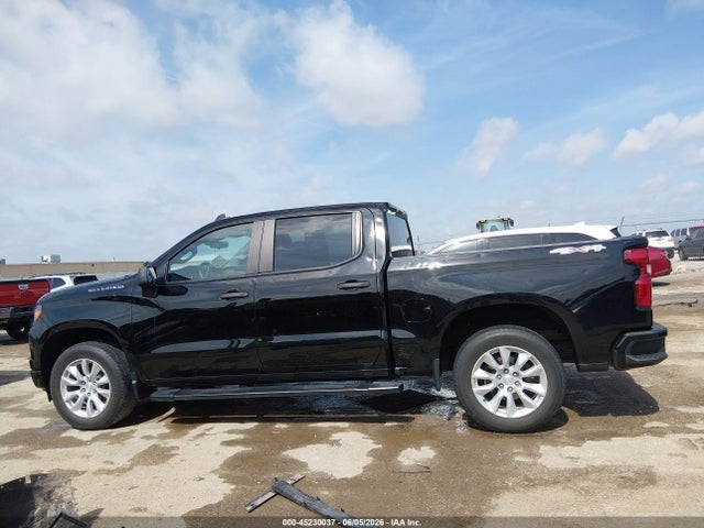 1GCPDBEK8PZ115279 Chevrolet Silverado 1500 4wd Short Bed Custom