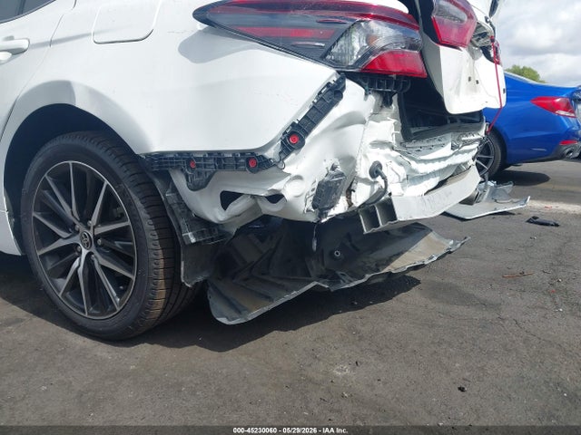 4T1T11AK4NU065784 Toyota CAMRY SE