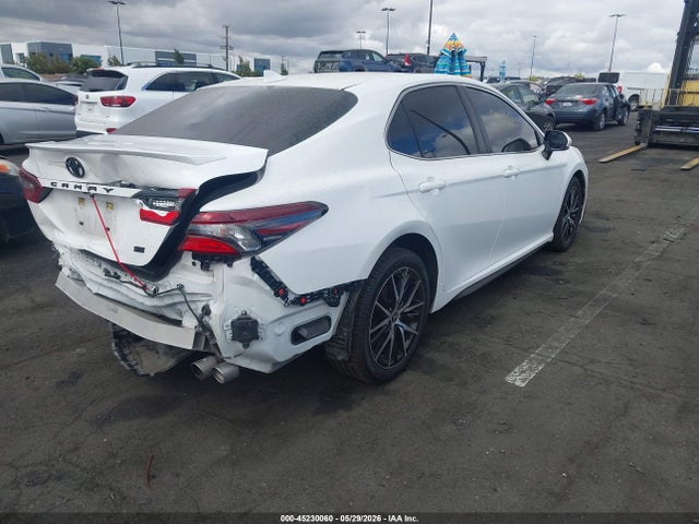 4T1T11AK4NU065784 Toyota CAMRY SE