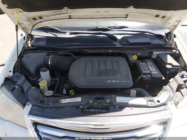 Продаж на аукціоні авто 2011 Chrysler Town & Country Touring, vin: 2A4RR5DG7BR635639, номер лоту: 45230106
