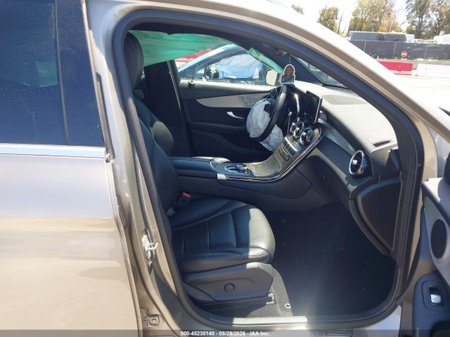 Продаж на аукціоні авто 2019 Mercedes-benz Glc 300, vin: WDC0G4JB5KF612739, номер лоту: 45230140