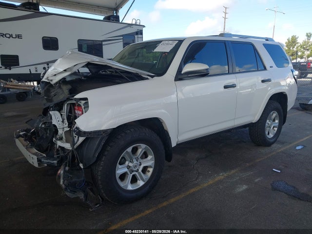 Toyota 4RUNNER SR5 2017 JTEBU5JR6H5462340 Image 2