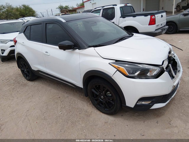 2019 3N1CP5CU2KL498196 main image