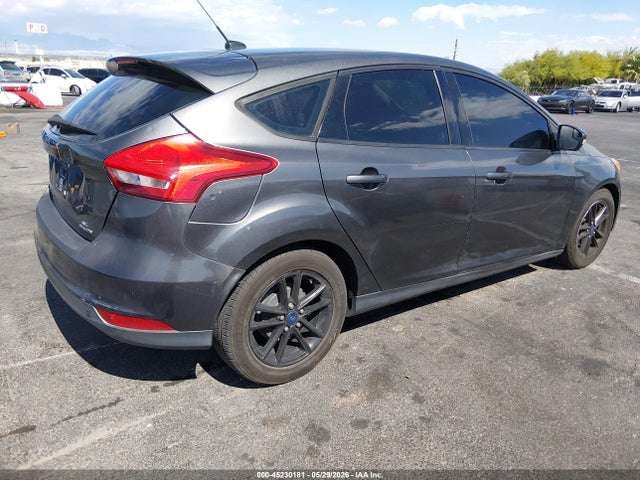 1FADP3K29FL295139 Ford FOCUS SE