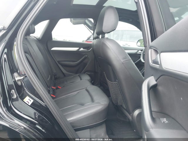 45230182 :رقم المزاد ، WA1GCCFS1HR005533 vin ، 2017 Audi Q3 2.0t Premium مزاد بيع