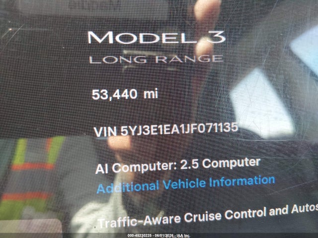 Tesla Model 3 Long Range/mid Range 2018 5YJ3E1EA1JF071135 Image 15