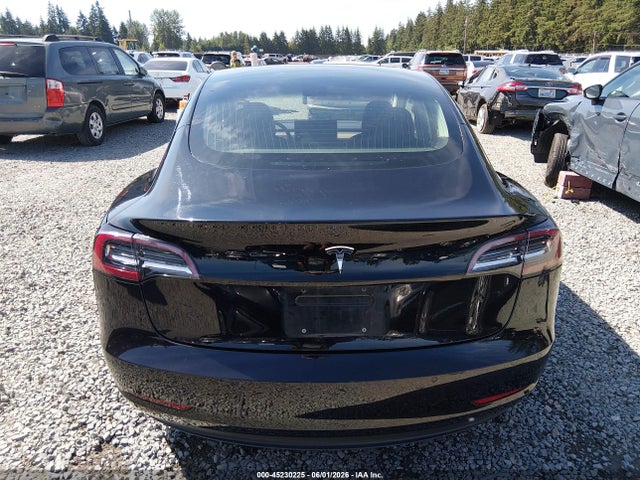 Tesla Model 3 Long Range/mid Range 2018 5YJ3E1EA1JF071135 Image 16