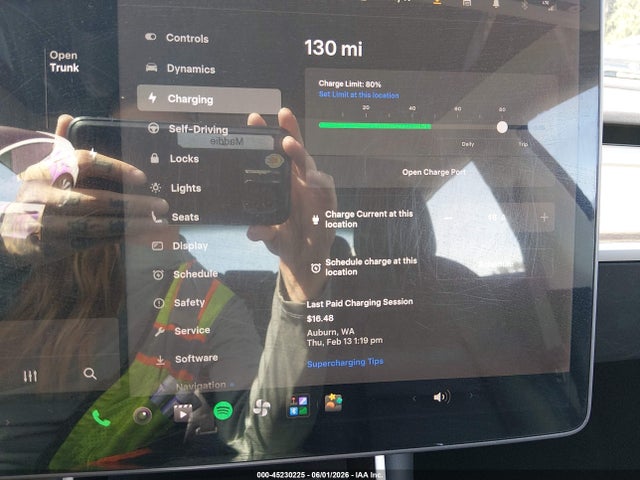 Tesla Model 3 Long Range/mid Range 2018 5YJ3E1EA1JF071135 Image 17