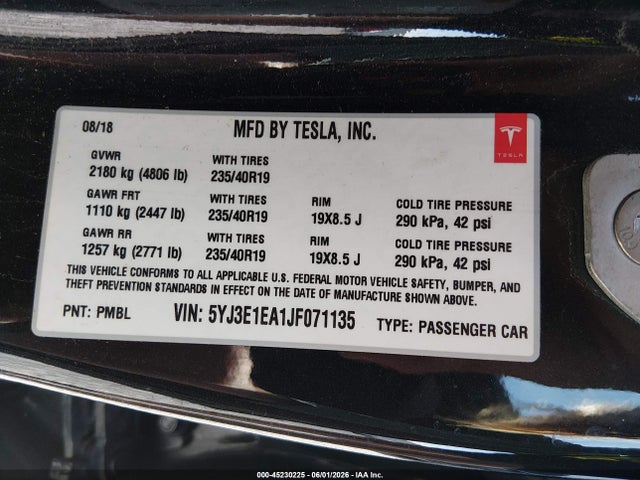 Tesla Model 3 Long Range/mid Range 2018 5YJ3E1EA1JF071135 Image 9