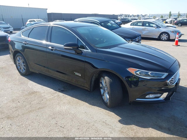 Ford Fusion Energi Se Luxury 2017 3FA6P0PU0HR157401 головне зображення