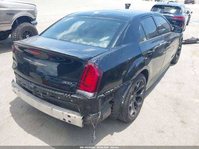 Продаж на аукціоні авто 2017 Chrysler 300 300s Alloy Edition, vin: 2C3CCABG5HH516645, номер лоту: 45230293