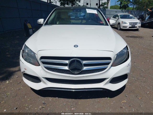 Aukcja sprzedaży 2017 Mercedes-benz C 300 4matic, vin: 55SWF4KB1HU206728, numer aukcji: 45230311