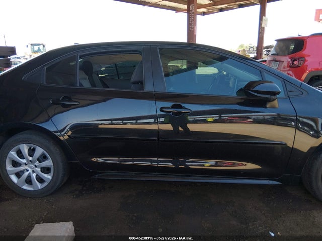 45230315 :رقم المزاد ، 5YFEPRAEXLP067506 vin ، 2020 Toyota Corolla Le مزاد بيع