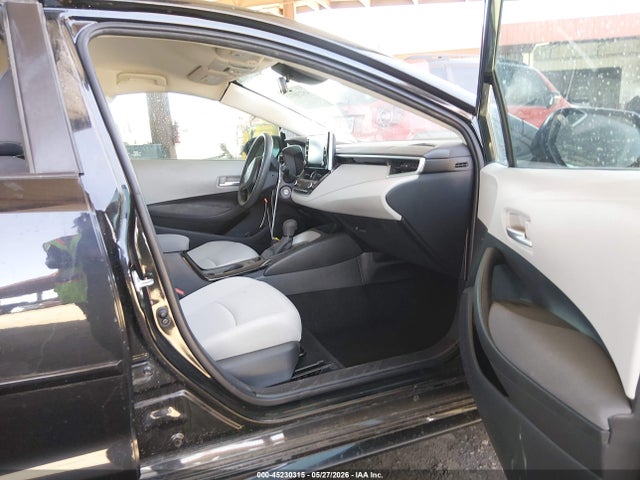 45230315 :رقم المزاد ، 5YFEPRAEXLP067506 vin ، 2020 Toyota Corolla Le مزاد بيع