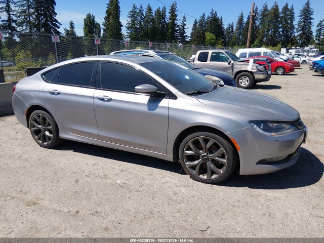 Продажа на аукционе авто 2015 Chrysler 200 S, vin: 1C3CCCDG1FN556928, номер лота: 45230316
