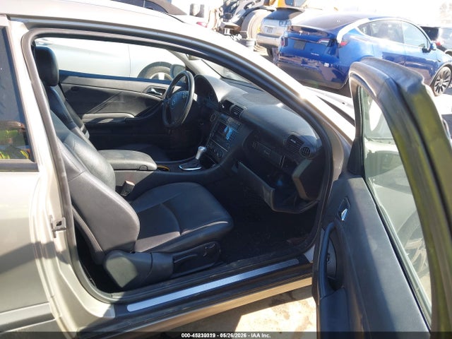 45230319 :رقم المزاد ، WDBRN64J15A675578 vin ، 2005 Mercedes-benz C 320 Sport مزاد بيع