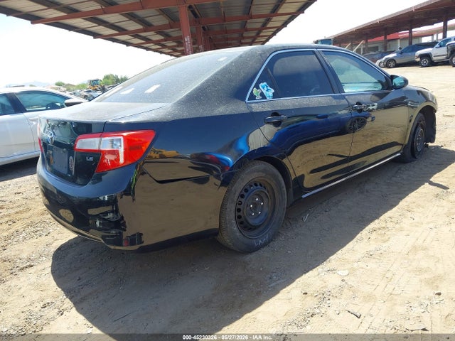 2014 Toyota Camry Le მანქანა იყიდება აუქციონზე, vin: 4T4BF1FK0ER425189, აუქციონის ნომერი: 45230326