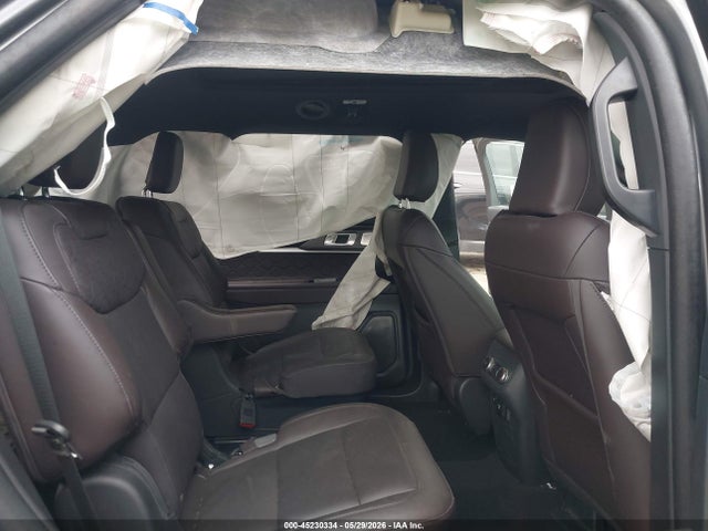 Ford Explorer Platinum 2025 1FMWK7HC2SGB30198 Image 8