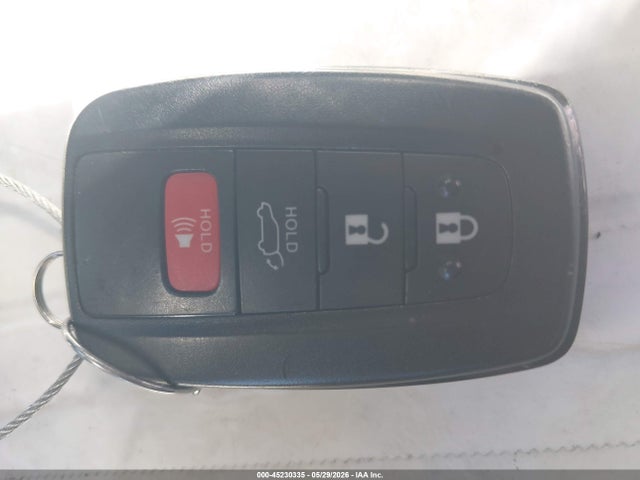 JTMB6RFV0PD094334 Toyota Rav4 Hybrid Xle Premium