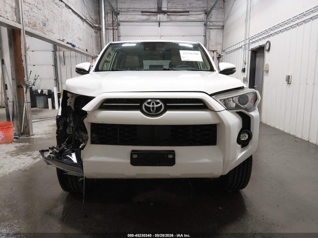 45230340 :رقم المزاد ، JTENU5JR1M5859686 vin ، 2021 Toyota 4runner Sr5 Premium مزاد بيع