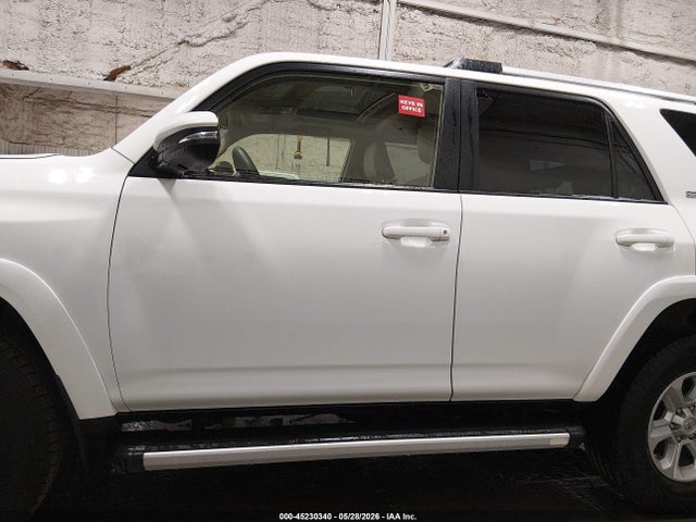 45230340 :رقم المزاد ، JTENU5JR1M5859686 vin ، 2021 Toyota 4runner Sr5 Premium مزاد بيع