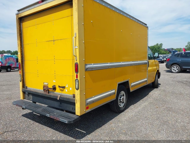 45230360 :رقم المزاد ، 1GDY72CAXB1900654 vin ، 2011 Gmc Savana Cutaway Work Van مزاد بيع