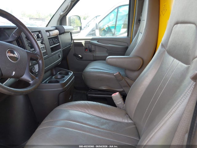 45230360 :رقم المزاد ، 1GDY72CAXB1900654 vin ، 2011 Gmc Savana Cutaway Work Van مزاد بيع