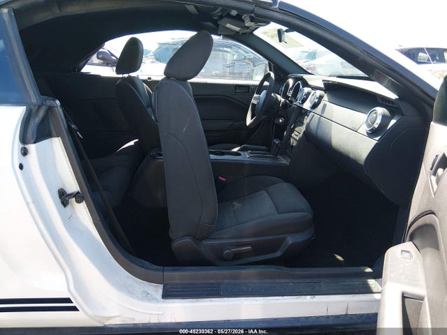 Продаж на аукціоні авто 2007 Ford Mustang V6 Deluxe/v6 Premium, vin: 1ZVFT84N275196541, номер лоту: 45230362